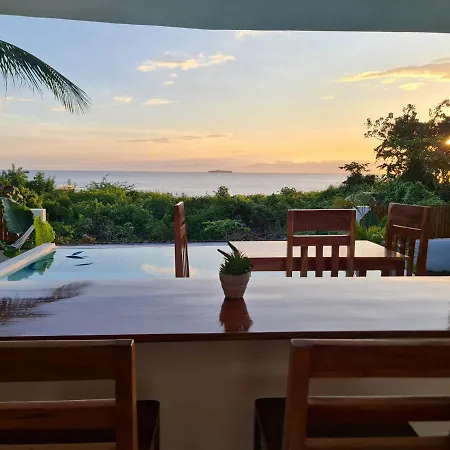 Bublina Villa & Guest House Moalboal